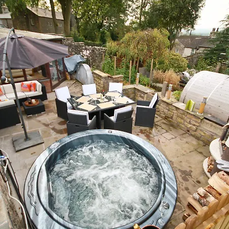 Highfield House إنغيلتون